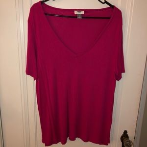 Old Navy V neck tee